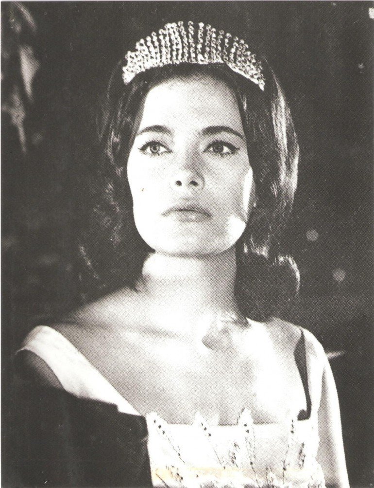 Η Τζένη και το Ίδρυμα